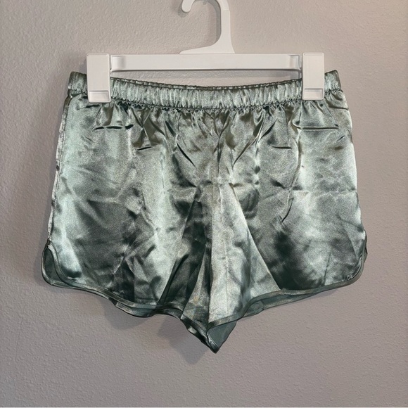 Satin Tank Top and Shorts PJ Set in NWT Light Green - Picture 5 of 10